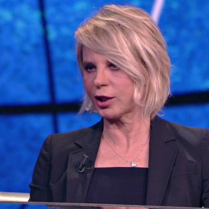 Copertina di Che tempo che fa, Maria De Filippi ricorda la notte dell’attentato di via Fauro: “Quella promessa a mio padre che non posso tradire”