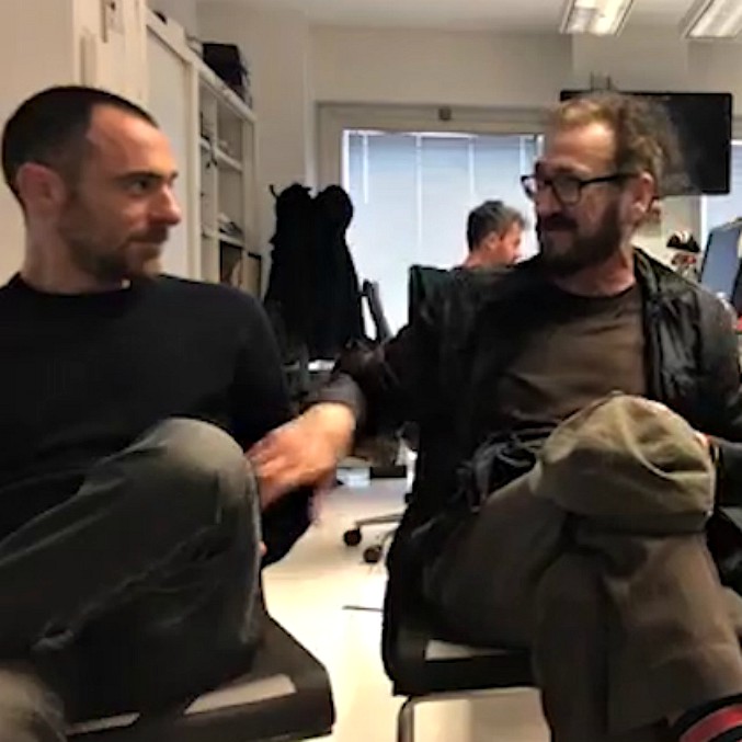 Copertina di Cinema, Marco Giallini spiega la differenza tra quello americano e quello italiano. Spoiler: si ride