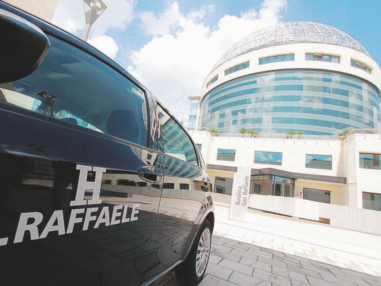 L’Ospedale San Raffaele di Milano - Ansa Dal Celeste a Bobo, la grande torta della Lombardia