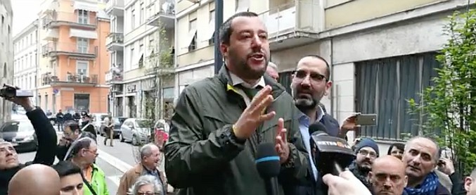 Governo M5s-Lega, Salvini all’Ue: “Sui migranti inaccettabile interferenza”. Il programma si allunga a 39 pagine