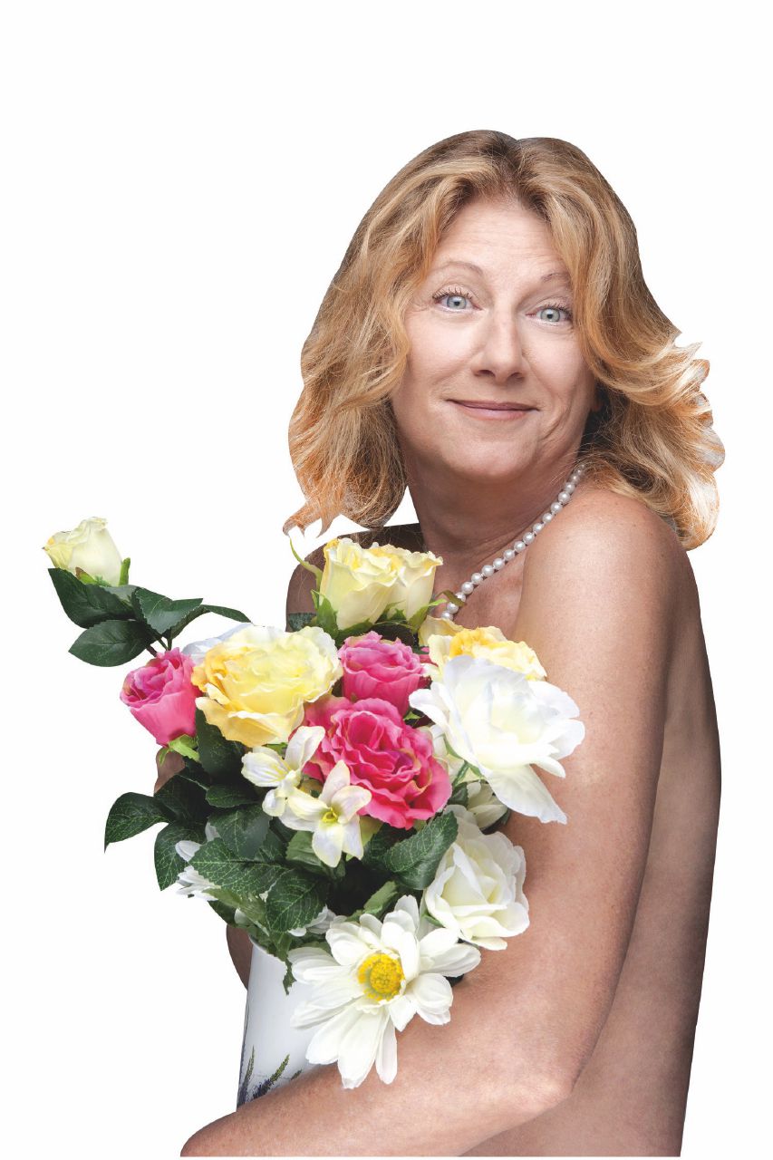 Copertina di Angela Finocchiaro e le “Calendar Girls” In scena nude per un altro #MeToo