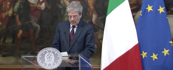 Copertina di Siria, Gentiloni: “Attacco motivato da armi chimiche, ma non sia inizio escalation. Non è tardi per dialogo”
