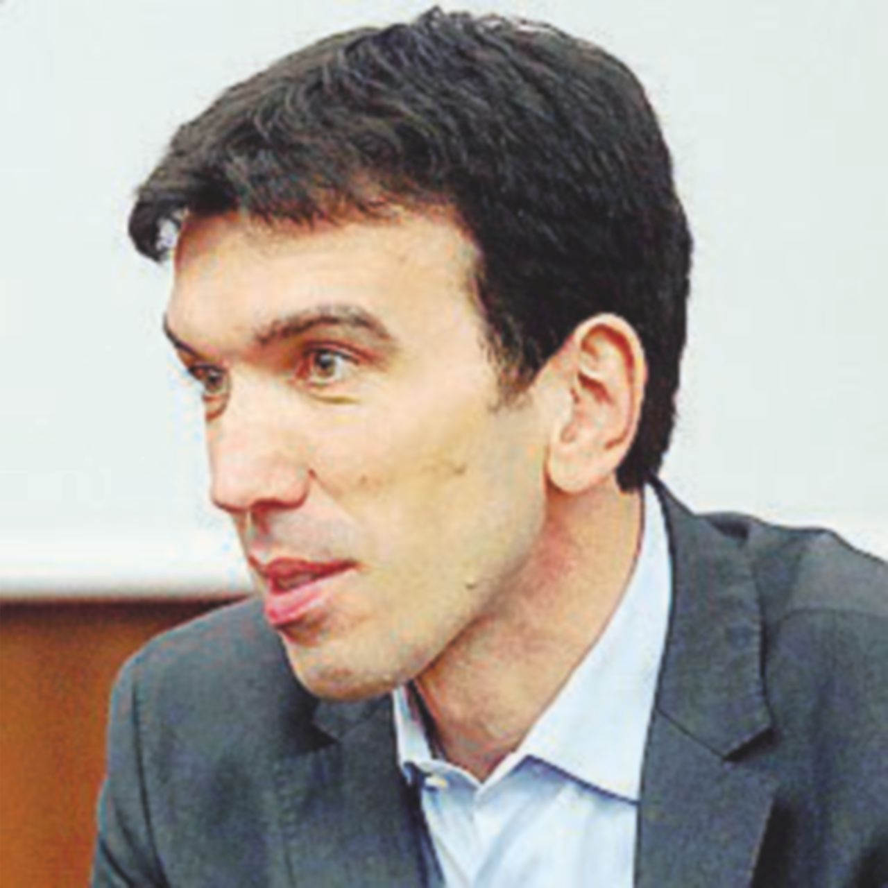 Il referendum sul governo fa flop a Milano: votano in 2mila Il referendum sul governo fa flop a Milano: votano in 2mila