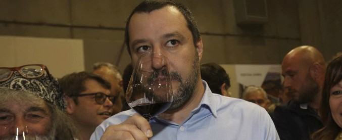 Salvini: “A Di Maio offro uno Sforzato, per fare di più”. La replica: “Chi si ostina con ‘centrodestra unito’ fa danno al Paese”