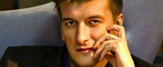 Copertina di Russia, giornalista muore cadendo dal balcone: indagava sui mercenari in Siria