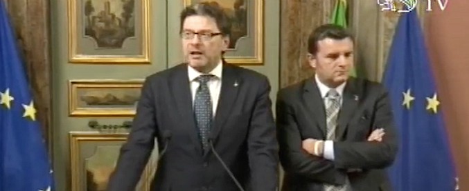 Copertina di Governo, Giorgetti (Lega): “Pronti a governare anche dalla prossima settimana se M5s rinuncia ai veti”