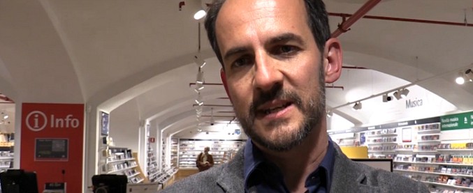 Copertina di Una vita da “comunicatore”. La storia di Roberto Olivi: “La letteratura e i libri salveranno il marketing”