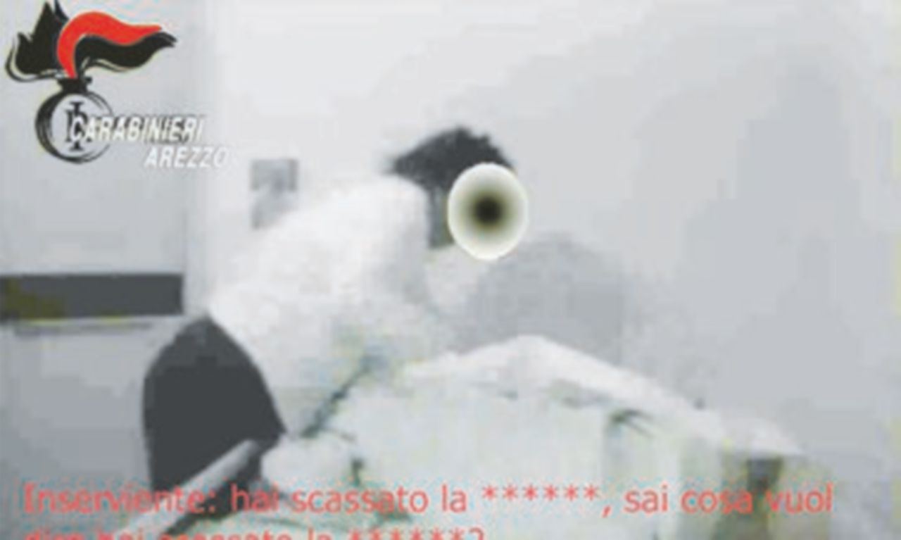 Copertina di Arezzo, picchiavano gli anziani: indagati sette infermieri