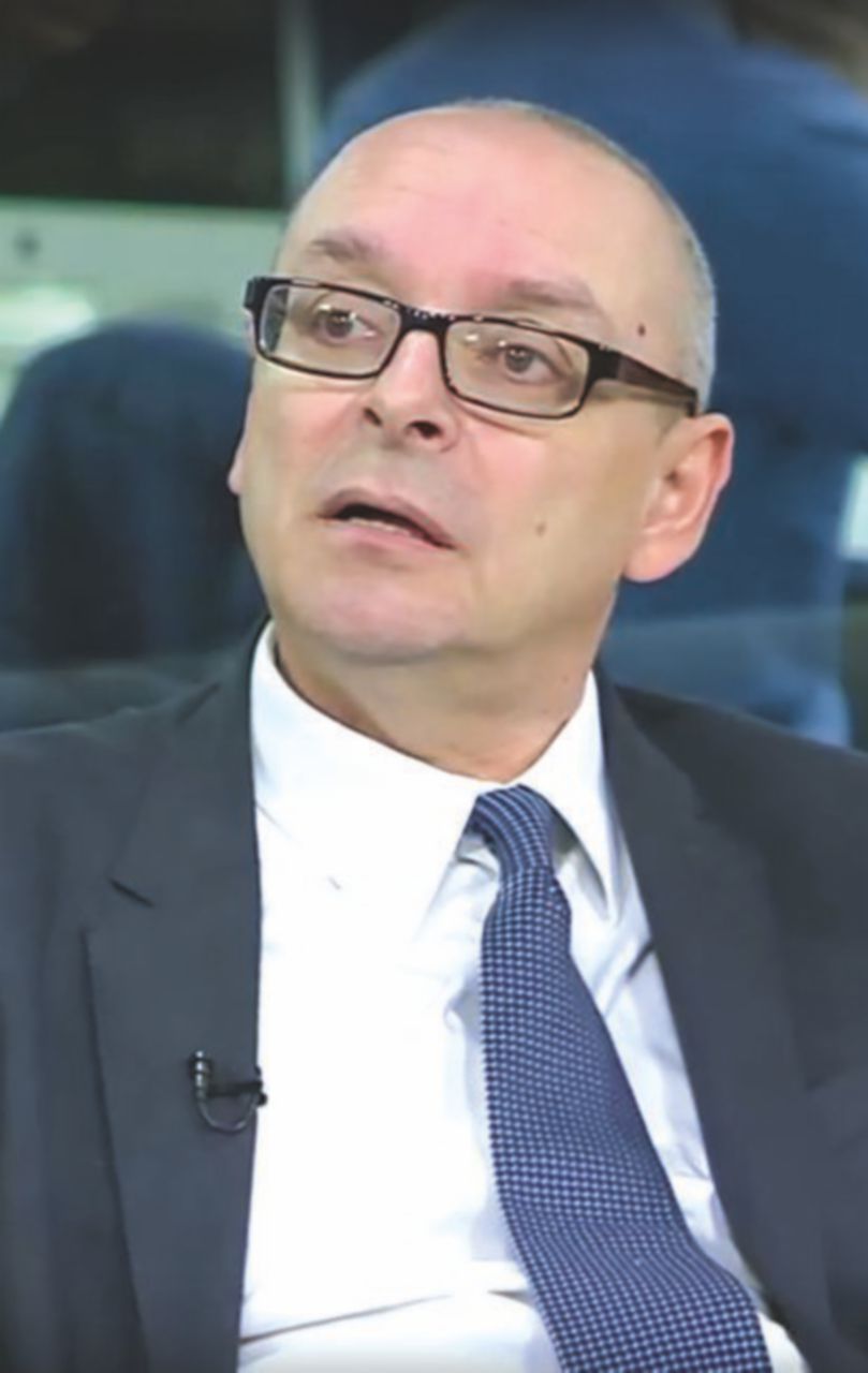 Copertina di “Senza svolta, comanda ancora il partito”