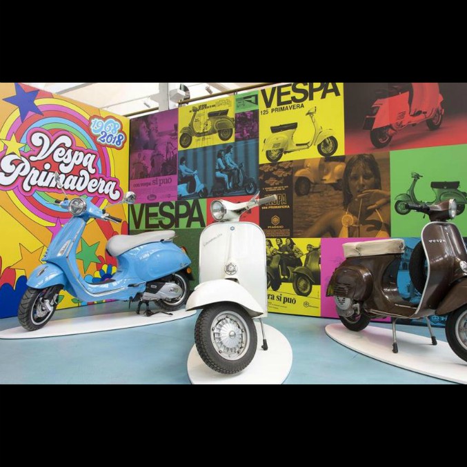 Copertina di Vespa Primavera, i primi cinquant’anni si festeggiano nel museo rinnovato – FOTO