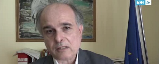 Copertina di Bullismo, il preside dell’Itc Carrara di Lucca dopo le minacce al prof: “Qualcuno perderà l’anno. Valuteremo posizioni dei singoli”