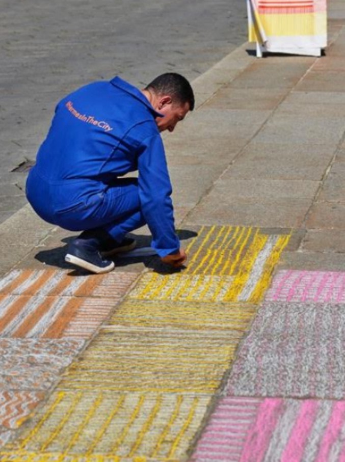 Copertina di Fuorisalone 2018, Milano invasa dai design victim. Dall’architettura celeste di Fornasetti alla casa futuristica di Louis Vuitton