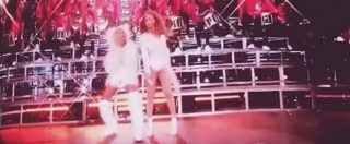 Copertina di Beyoncé si esibisce al Coachella con la sorella Solange. Ma non va tutto come dovrebbe andare