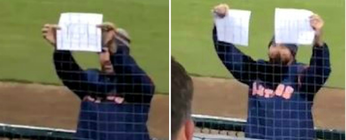 Copertina di Il tifoso insulta il lanciatore dagli spalti: lui prende carta e penna e gli risponde così. E le tribune si infiammano