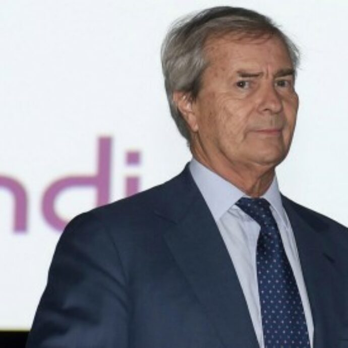 Bolloré fa di nuovo spese in Italia: Vivendi compra il 51 per cento di Lucky Red