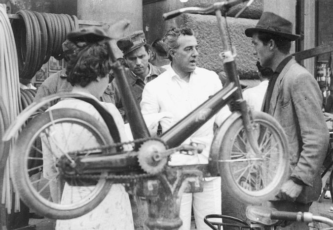In principio fu De Sica - In alto, “Ladri di biciclette” - Ansa “I nuovi ladri di biciclette sono spacciatori e delinquenti”