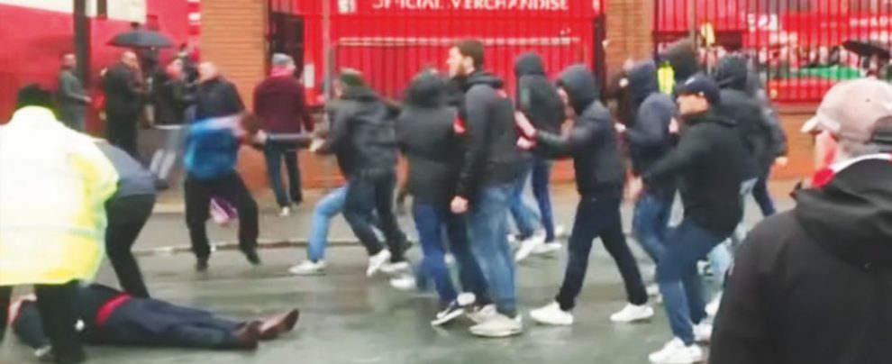 Hooligan made in Roma. Tifoso irlandese in fin di vita Hooligan made in Roma. Tifoso irlandese in fin di vita