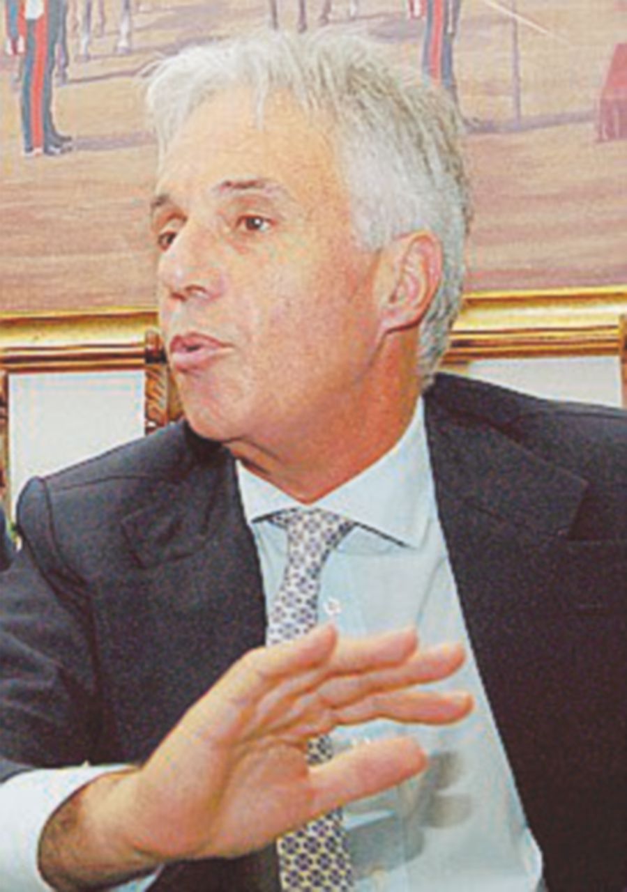 Favori in cambio di rapporti: ex pm condannato a 11 anni