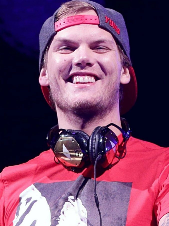 File photo dated 06/06/15 of Avicii performing during Capital FM's Summertime Ball at Wembley Stadium, London. The Swedish DJ has died in Muscat, Oman, at the age of 28, his publicist has confirmed. PRESS ASSOCIATION Photo. Issue date: Friday April 20, 2018. See PA story SHOWBIZ Avicii. Photo credit should read: Yui Mok/PA Wire Avicii, il padre parla per la prima volta di lui: “Non credo sia stato un suicidio premeditato”
