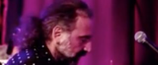 Copertina di Stefano Bollani, in anteprima il brano inedito Galapagos che anticipa il nuovo disco brasiliano “Que bom”