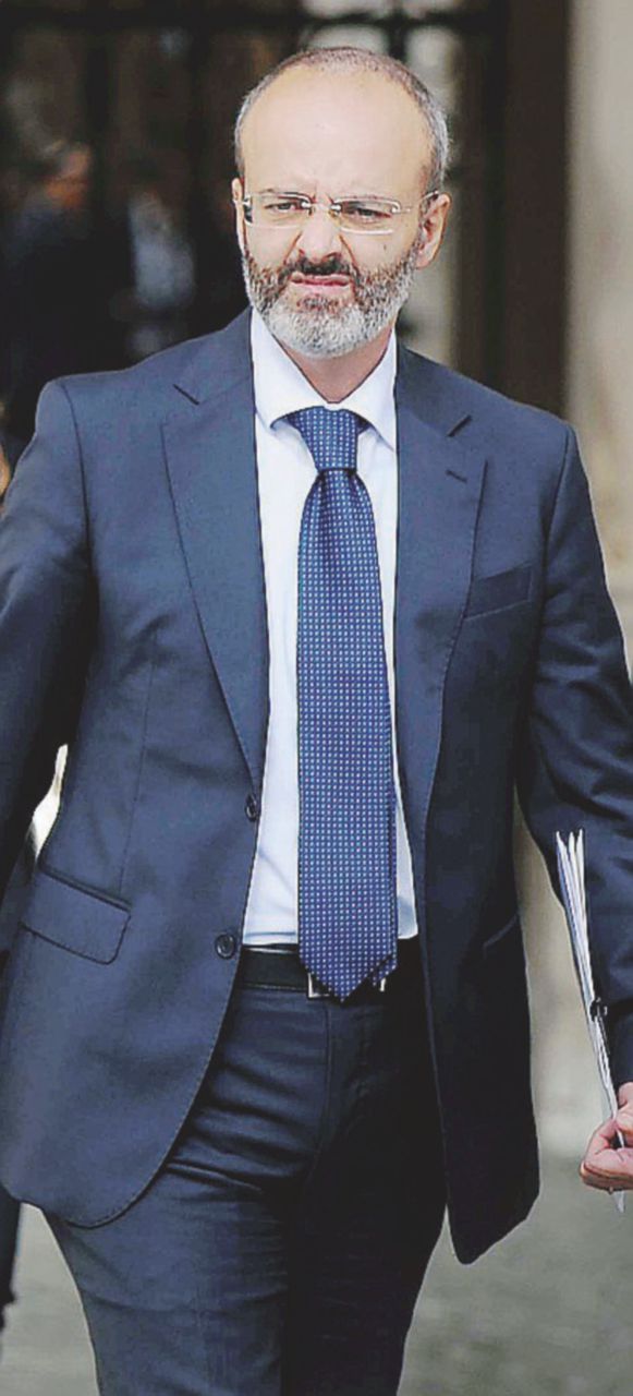 Copertina di I pm vogliono bloccare la legge sulle intercettazioni