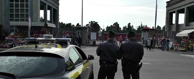 Copertina di Ramelli, cimitero Maggiore di Milano blindato contro i neofascisti. E il Campo X rimane deserto