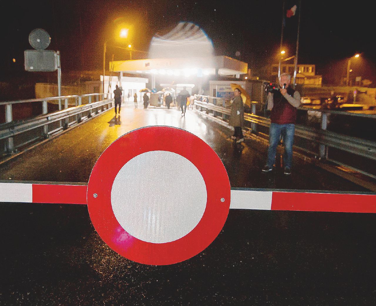 Italiani “verboten”: storie di figli proibiti in Svizzera