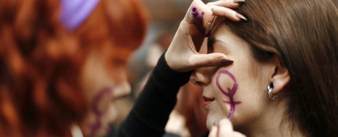 Spagna, le sorelle lottano insieme: in gioco c’è la credibilità delle donne violentate