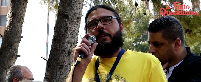 Copertina di Primo maggio, l’amarezza dell’operaio dell’Ilva: “Solo una cosa è cambiata in questi anni, ci sono sette colleghi in meno”