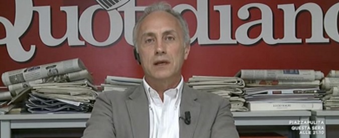 Copertina di Governo, Travaglio: “Unico colpevole è chi ha detto di No a tutti, questo manicomio che chiamiamo Pd”