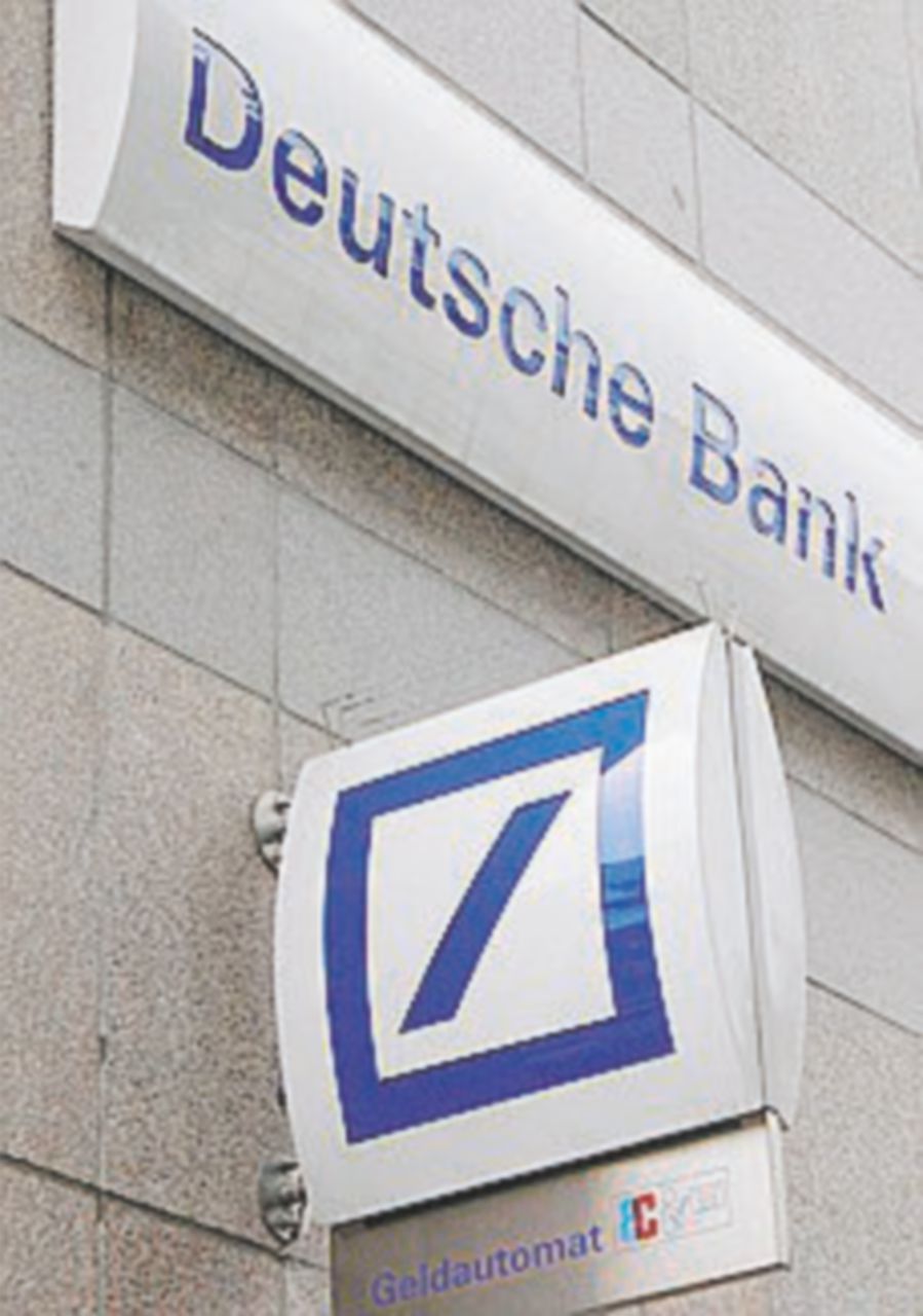 Copertina di Deutsche Bank, accordo con i sindacati per 220 esuberi