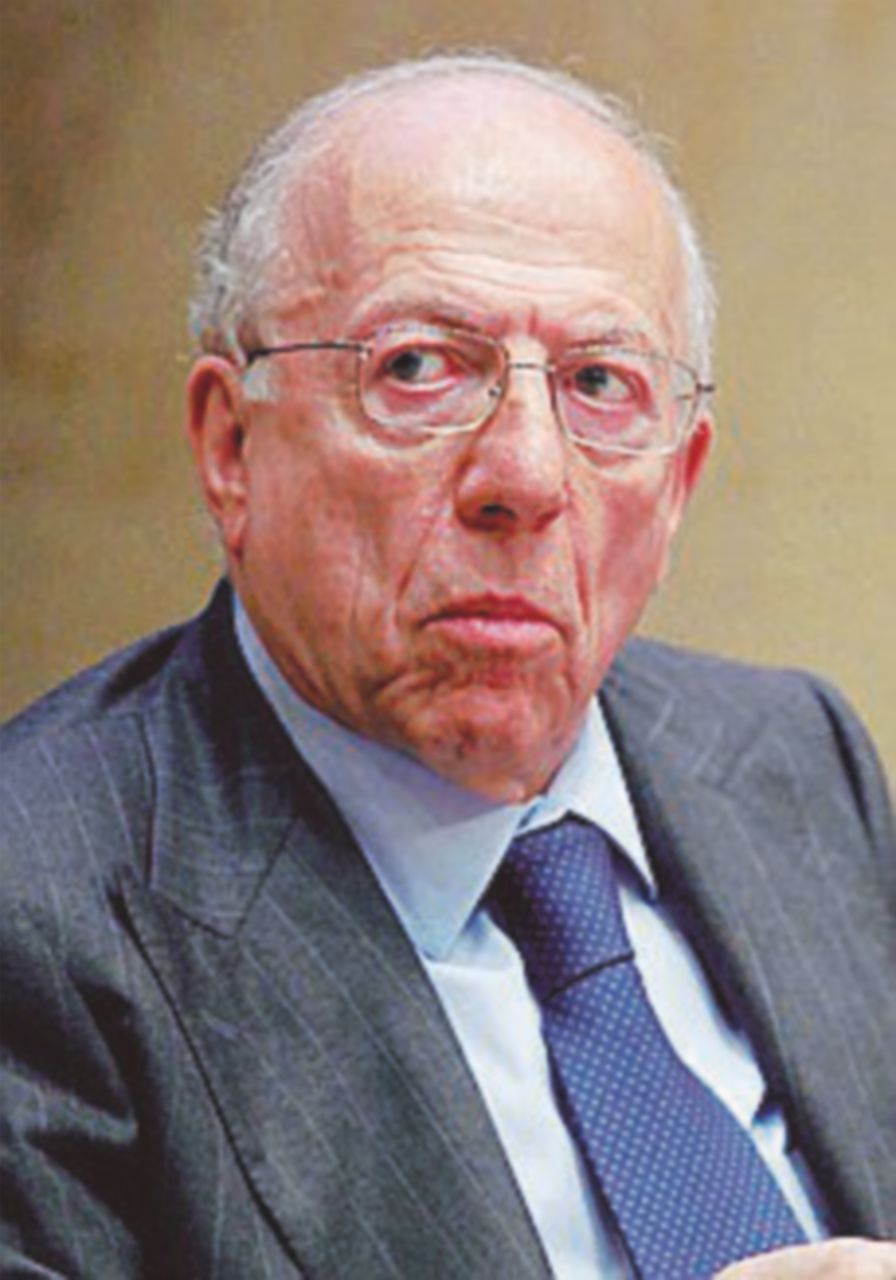 Confalonieri: “Renzi può essere l’erede politico di Berlusconi” Confalonieri: “Renzi può essere l’erede politico di Berlusconi”