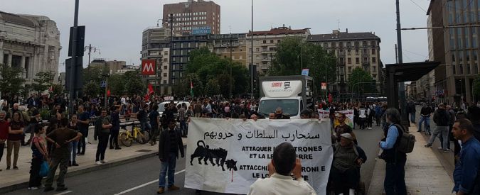 Copertina di Milano, corteo anarchico contro Eni. Cinque denunciati: avevano bastoni in auto