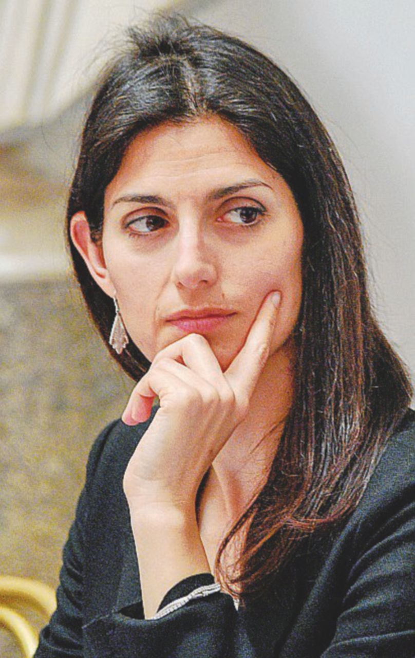 Virginia Raggi, sindaco di Roma Rifiuti, il Tar può commissariare il Lazio