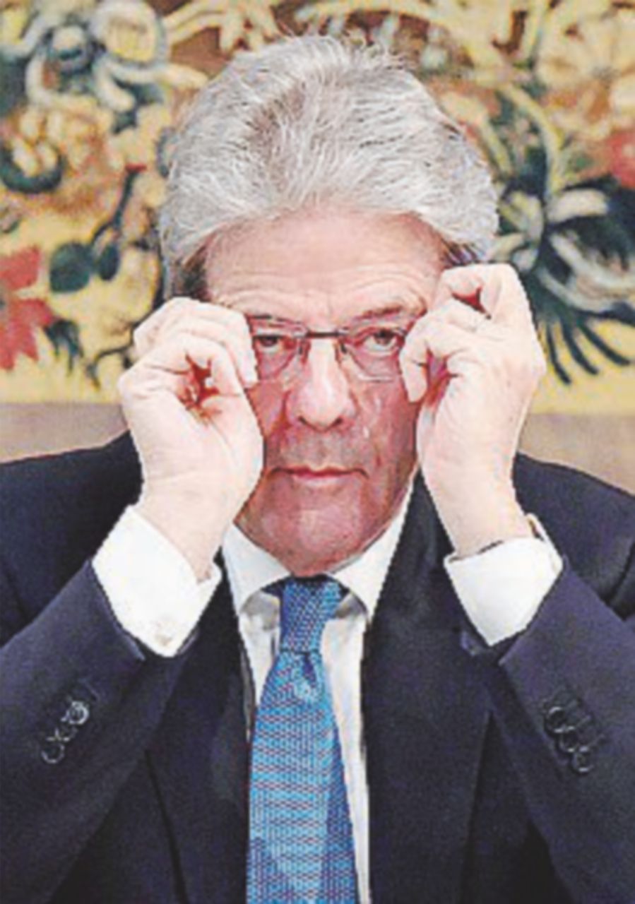 Il leghista twitta: “Per Gentiloni serve un medico” Il leghista twitta: “Per Gentiloni serve un medico”