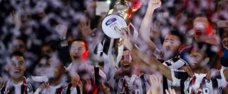 Copertina di Finale Coppa Italia 2018, Juventus-Milan: 4-0. Le papere di Donnarumma mandano i bianconeri nella storia