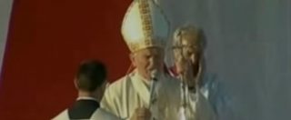 Copertina di Mafia, lettera dei vescovi siciliani 25 anni dopo l’anatema di Papa Giovanni Paolo II: “Problema che tocca anche la Chiesa”