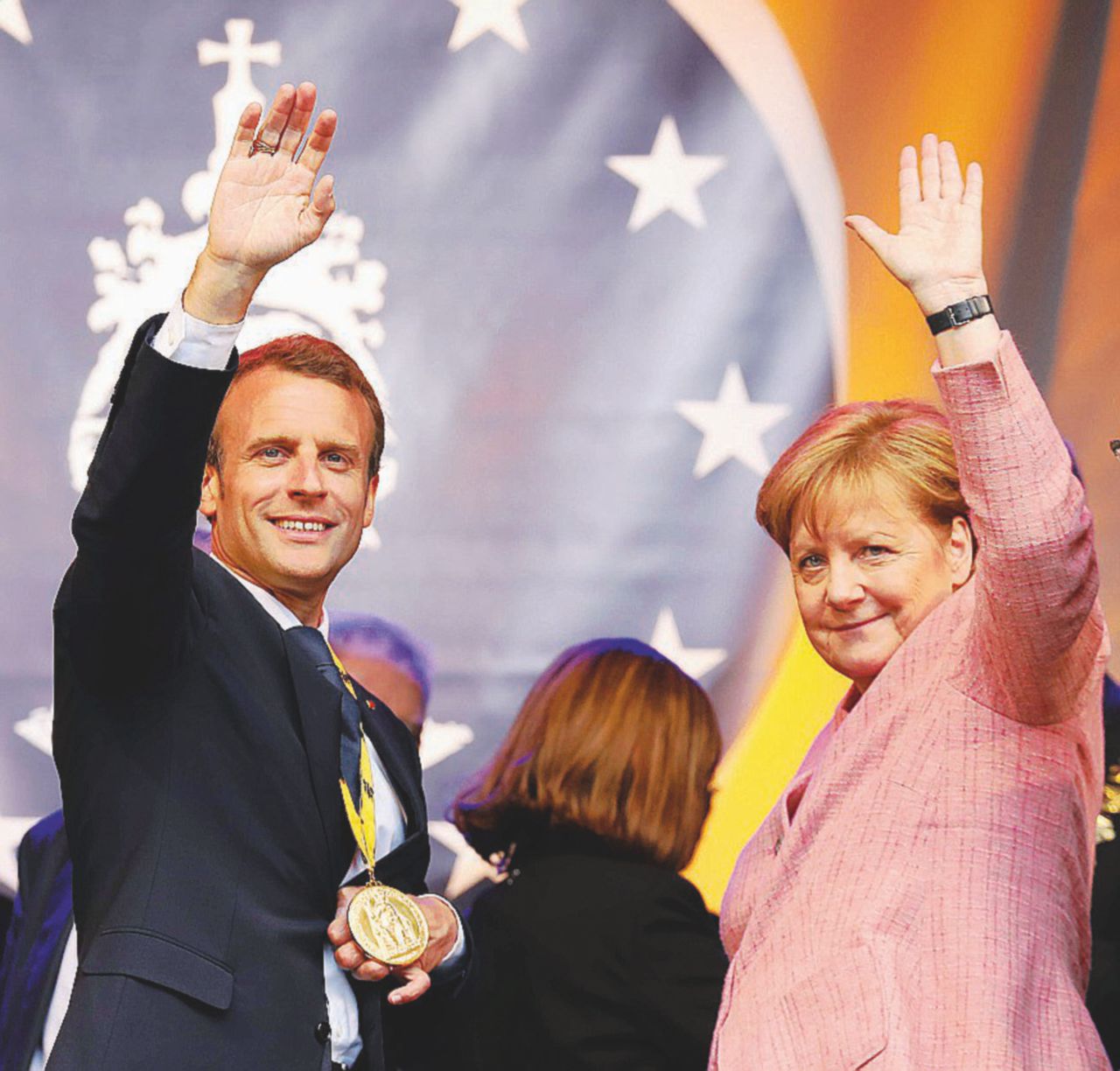 Accordi e dissonanze - Macron ieri con la Merkel - LaPresse La Merkel scarica Trump “Difendiamoci da soli”