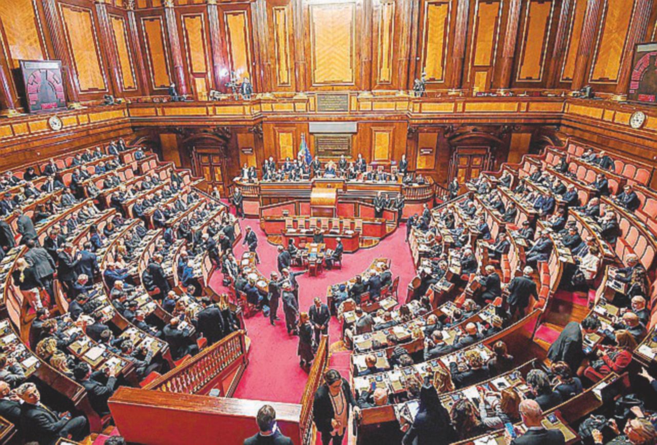 L’Aula - A Palazzo Madama siedono in tutto 321 senatori - Ansa In Senato dovranno ballare un po’