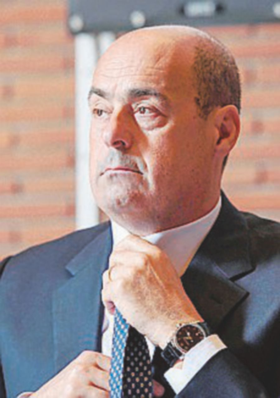 Rifiuti, Zingaretti: “Ho chiesto aiuto. La Puglia valuterà” Rifiuti, Zingaretti: “Ho chiesto aiuto. La Puglia valuterà”