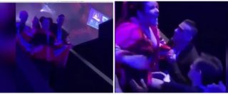 Copertina di Eurovision, il debutto col botto della vincitrice Netta Barzilai: la discesa dalle scale è da epic fail
