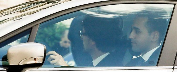 Governo M5s-Lega, Salvini evoca Berlusconi e allontana l’accordo. “Sulla giustizia parlo per il centrodestra unito”