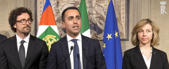 Copertina di Governo, Di Maio: “Intenzionati a partire presto. Chiesto tempo a Mattarella per completare contratto”