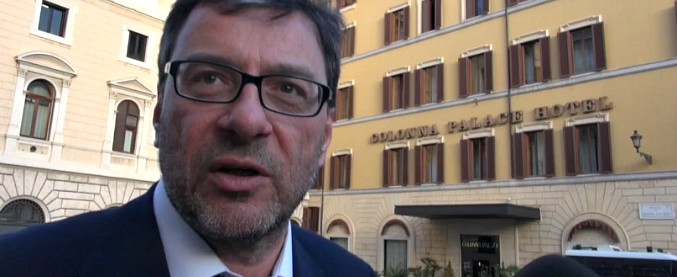 Copertina di Governo, la battuta del leghista Giorgetti dopo le consultazioni: “Più vicino l’accordo o il voto? L’accordo per il voto”