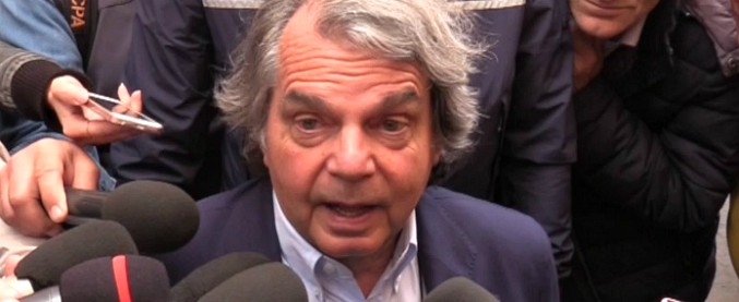 Copertina di M5s-Lega, Brunetta: “Salvini non parla a nome del centrodestra. Contratto? Spero sia più serio della bozza, sarebbe follia”