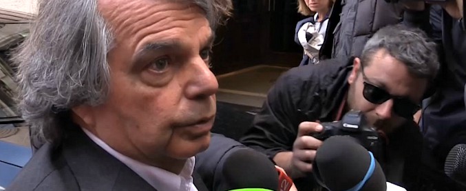 Copertina di M5s-Lega, Brunetta insiste: “Preoccupato per lo spread. Nel 2011 fu speculazione, oggi è reazione alle follie del contratto”