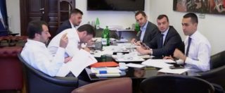 Copertina di Salvini e Di Maio al lavoro per il contratto di governo: diffuso il video (muto) della riunione