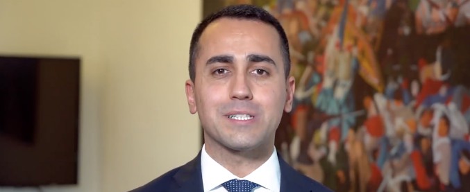 Copertina di Contratto di Governo, il video appello di Luigi Di Maio: “Votate sulla piattaforma. Sono davvero felice”