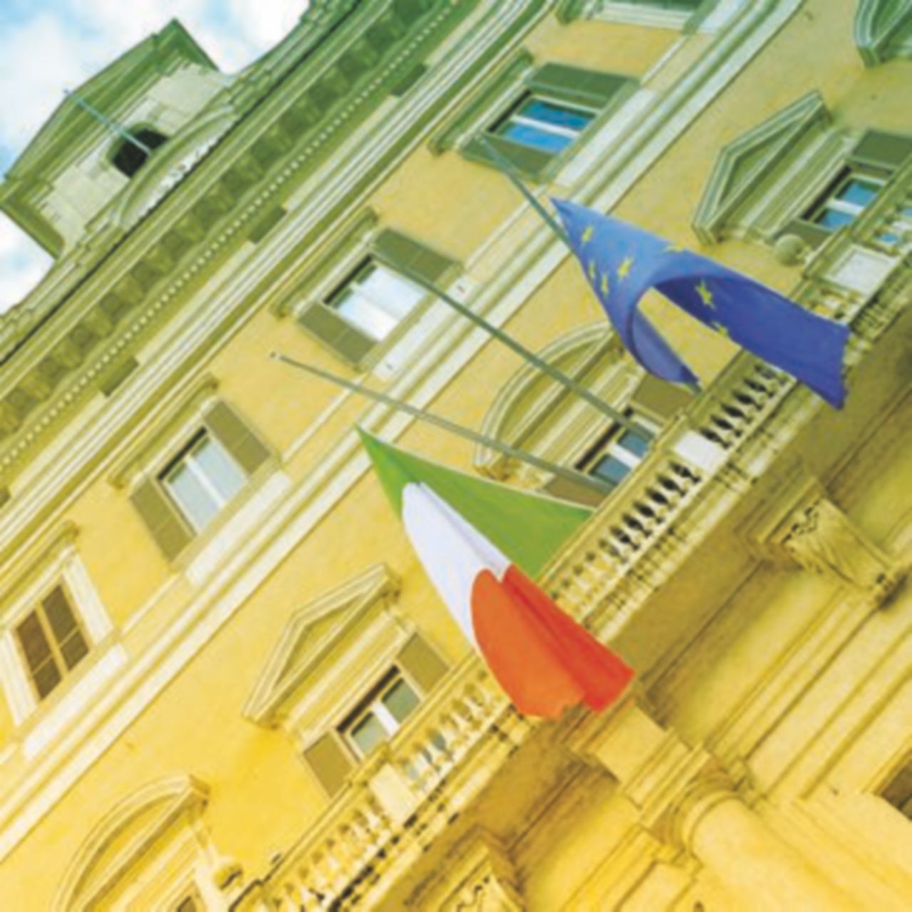 Via i vitalizi anche passati, pensioni d’oro nel mirino