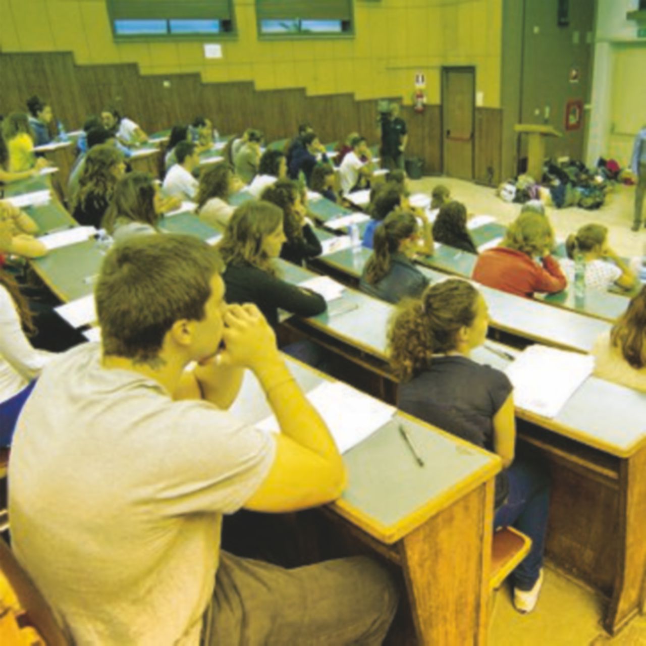 Lotta alle baronie per docenti “eticamente ineccepibili”